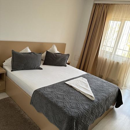 Fast Airport Accomodation Otopeni Zewnętrze zdjęcie