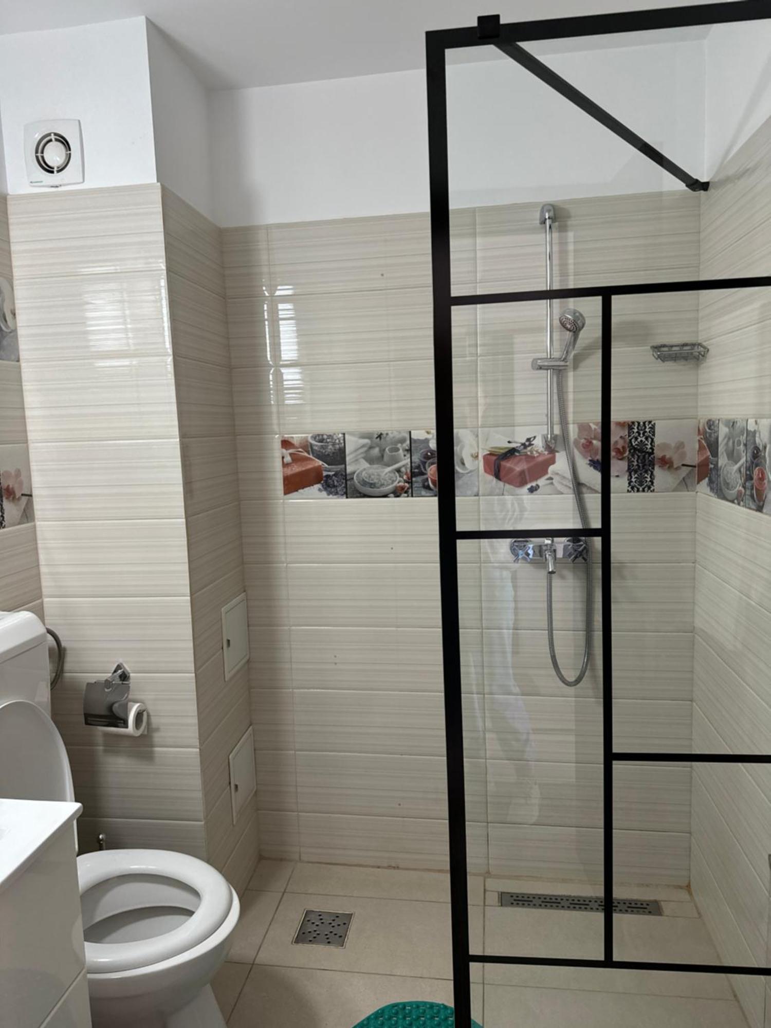 Fast Airport Accomodation Otopeni Zewnętrze zdjęcie