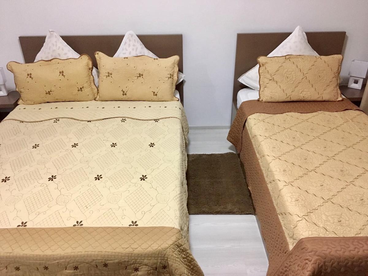 Fast Airport Accomodation Otopeni Zewnętrze zdjęcie